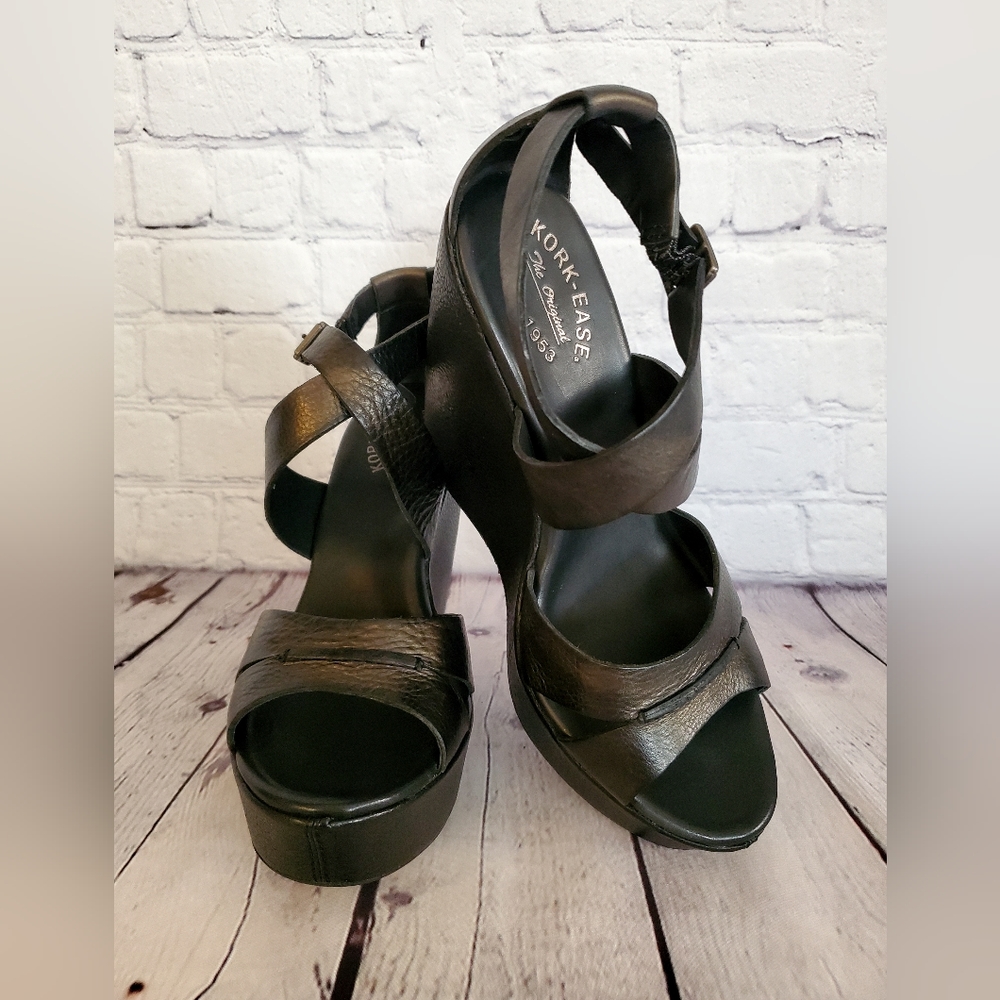 KORK-EASE Platform Strappy Sandals Sz. 9.5/10